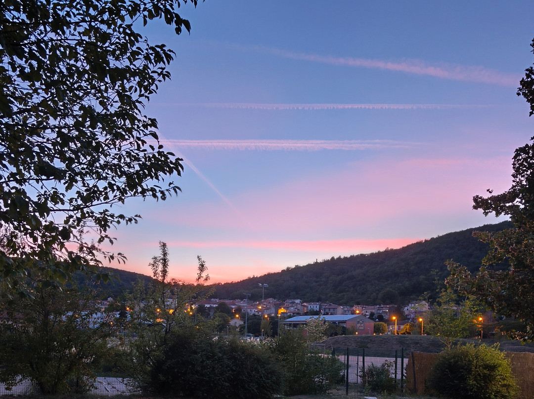 Camping Pierres Et Sources