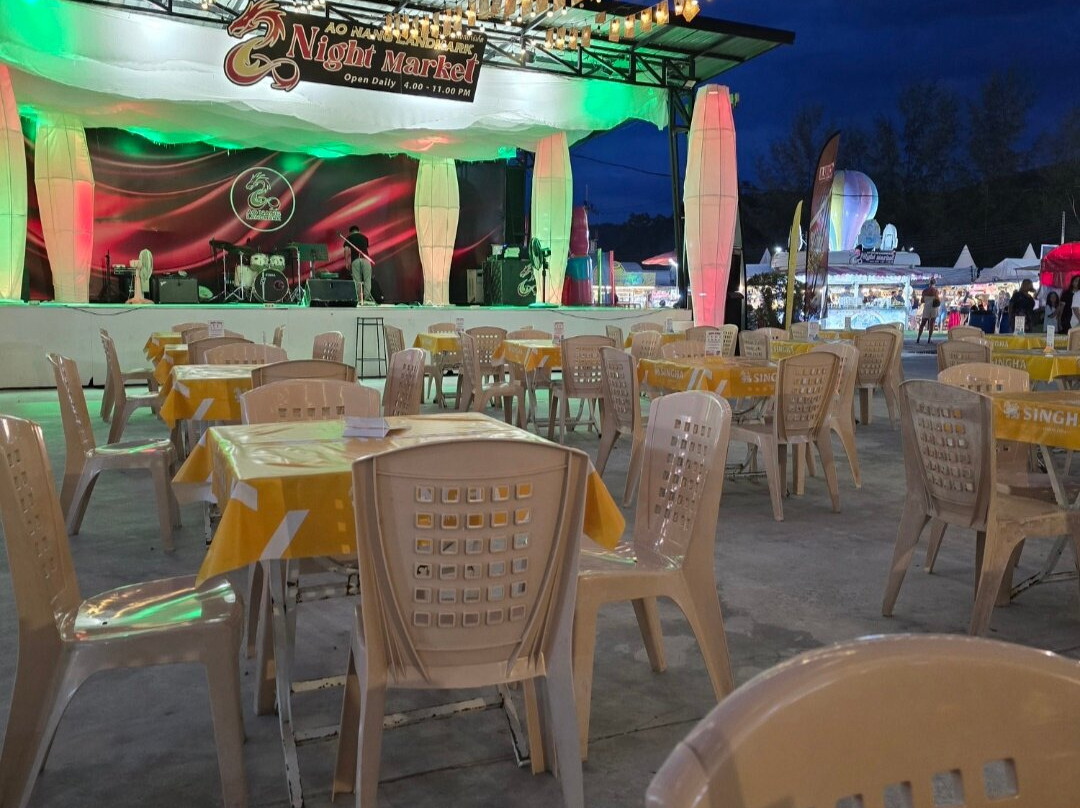 Krabi Night Market-Pak Nam必去景点