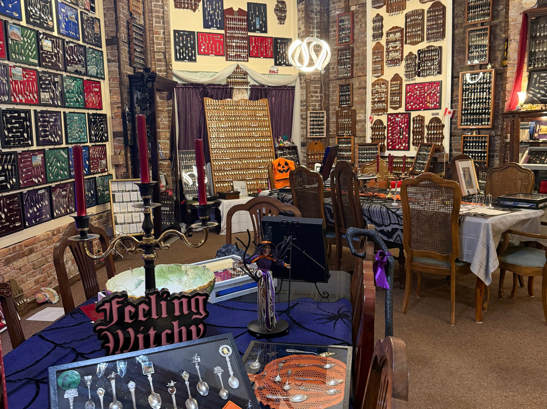 Mississippi Spoon Gallery