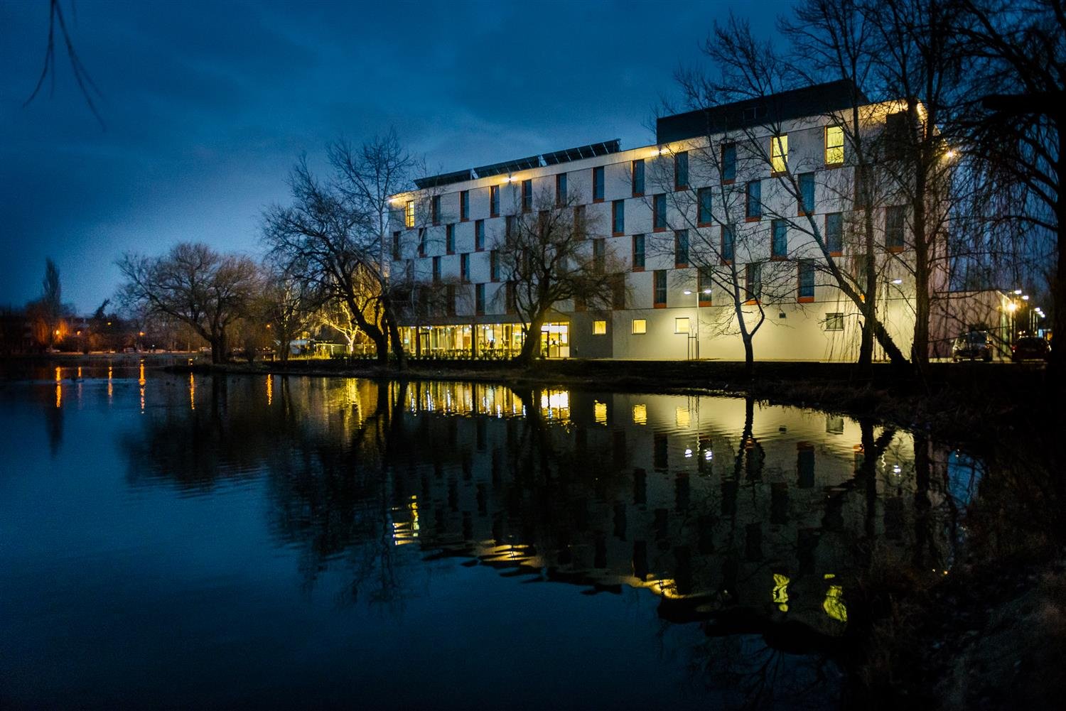 Best Western Plus Lakeside Hotel-官方