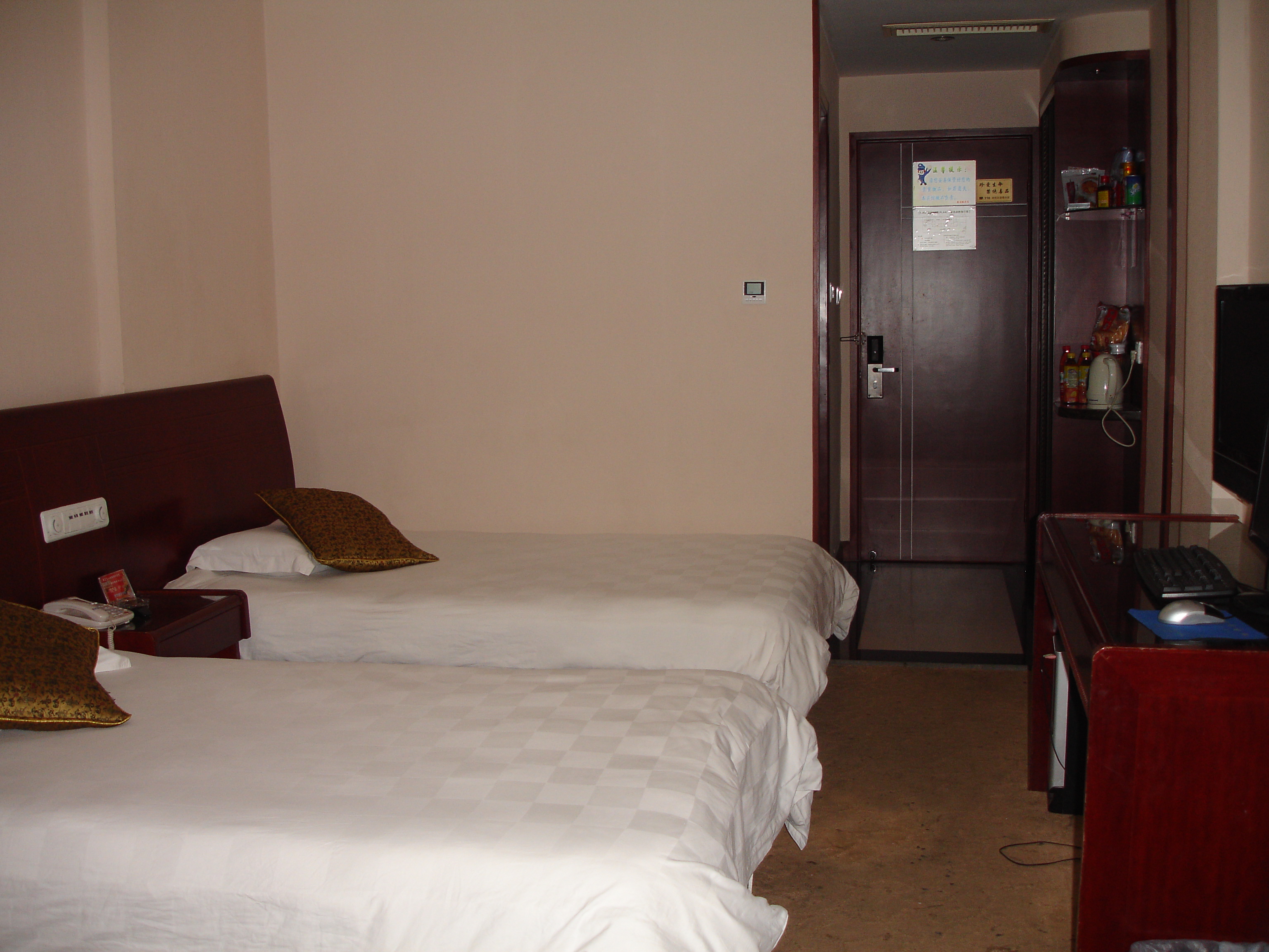 缘润缘宾馆-客卧