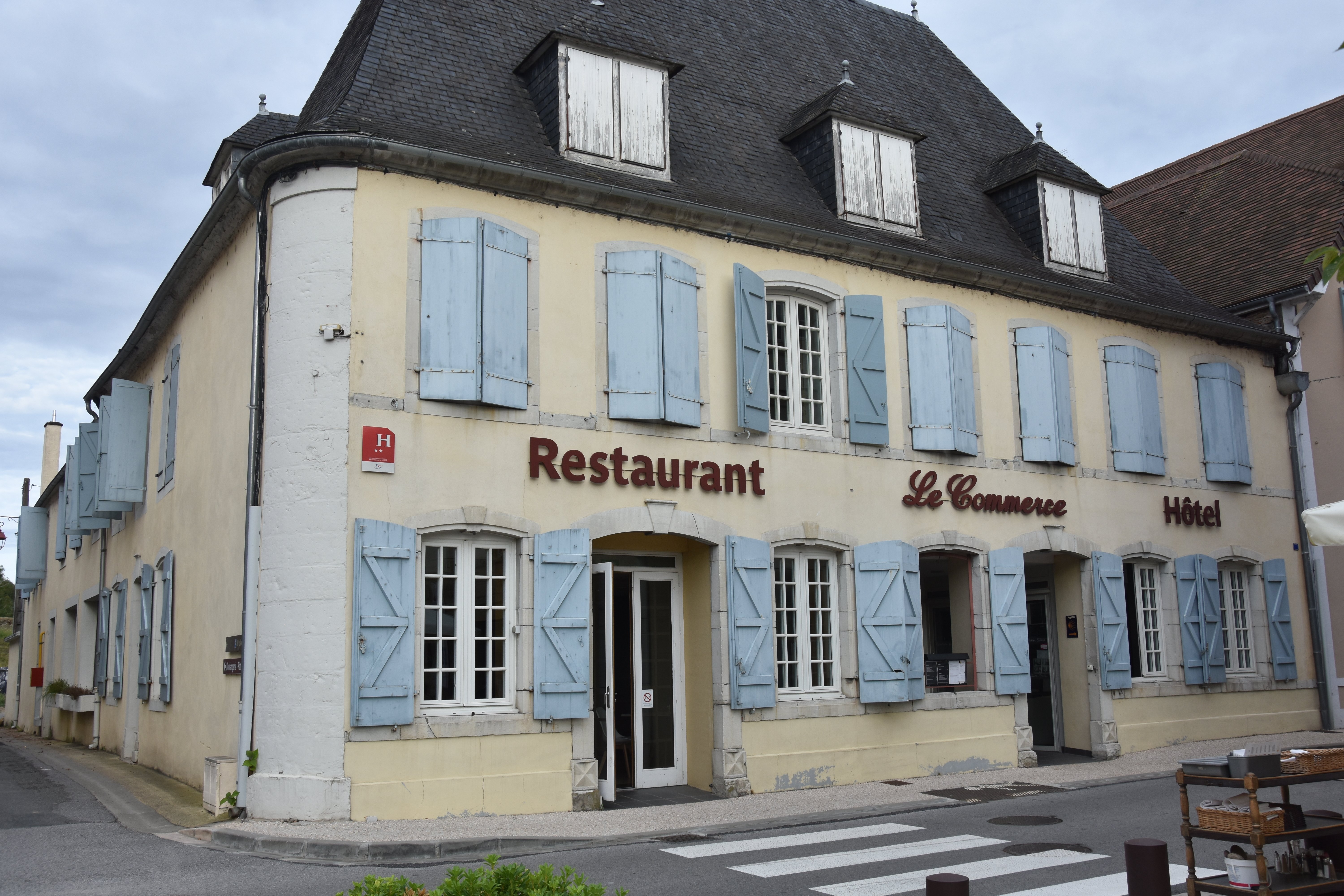 Logis le Commerce-官方