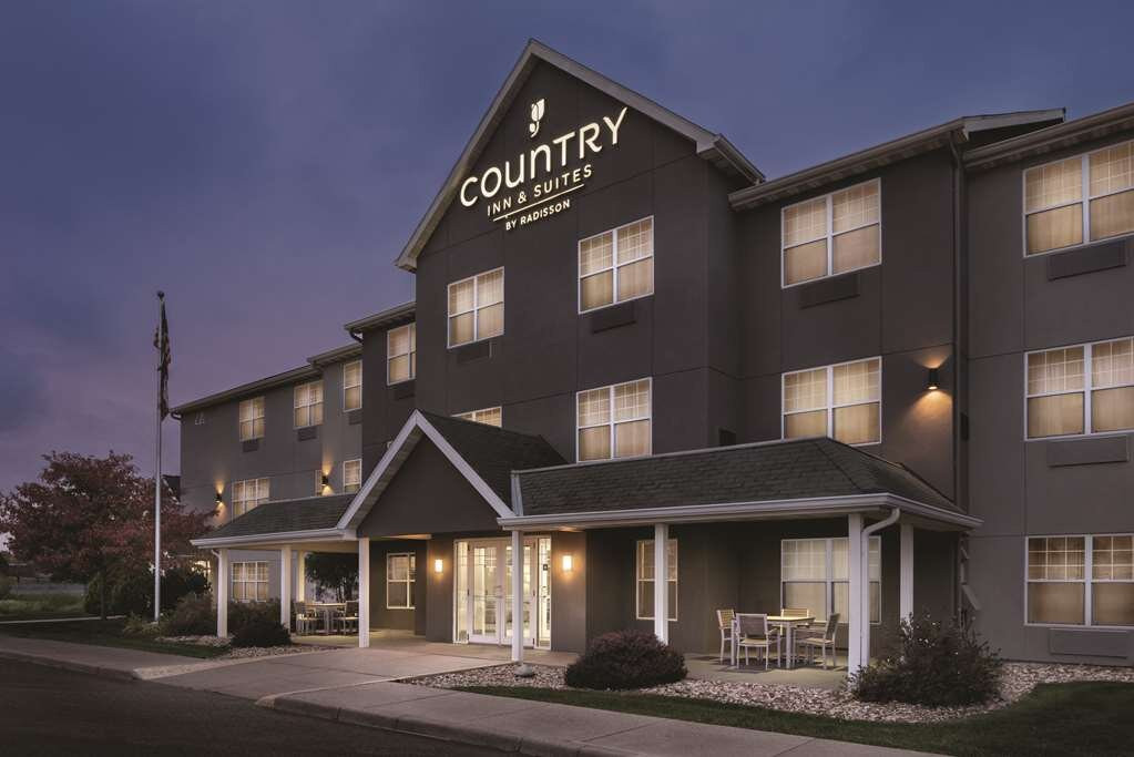 Country Inn & Suites by Radisson, Waterloo, IA主图