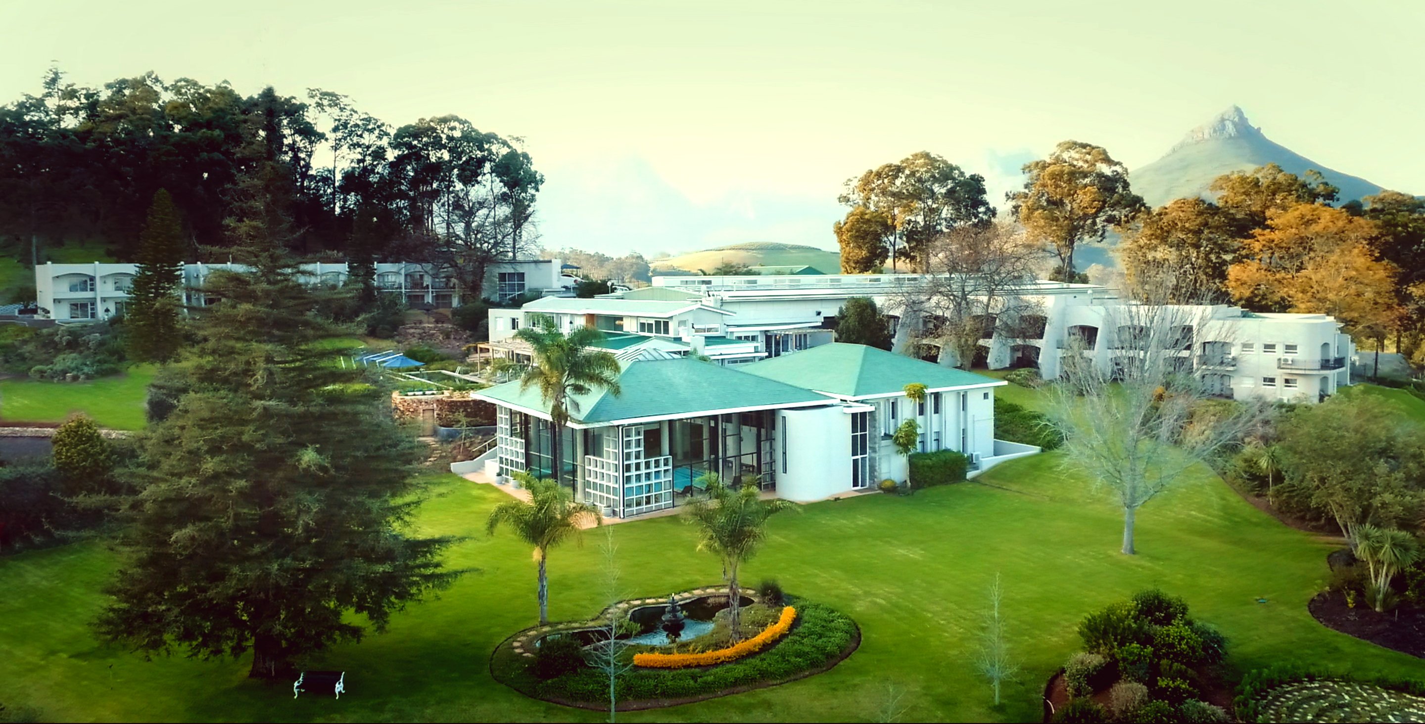 The Hydro; Stellenbosch-官方