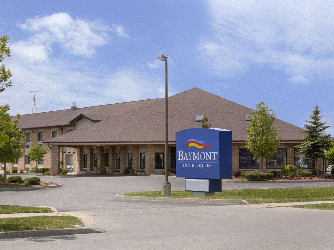 Baymont by Wyndham Whitewater主图