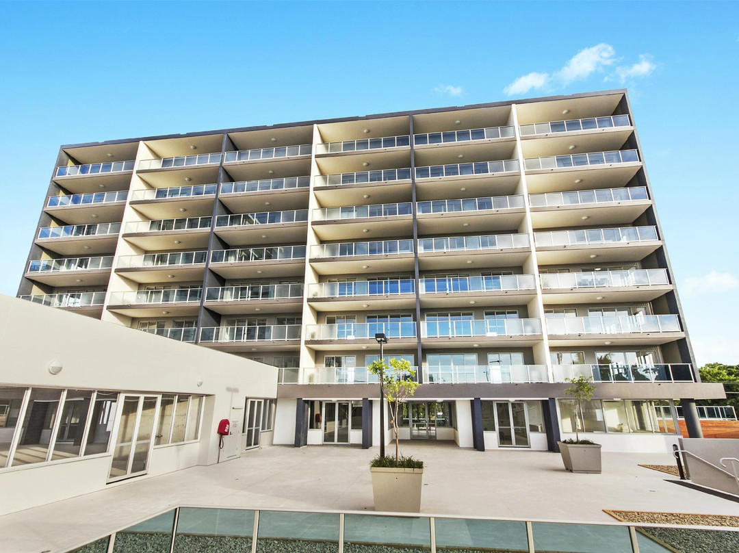 Allure Hotel & Apartments