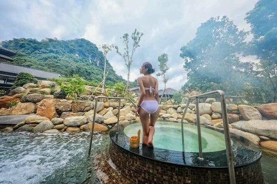 Suối Khoáng Publich Yoko Onsen Hạ Long-Ha Long City必去景点
