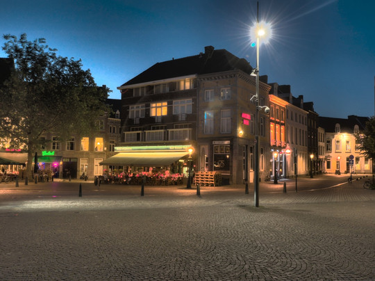 德拉布尔斯酒店