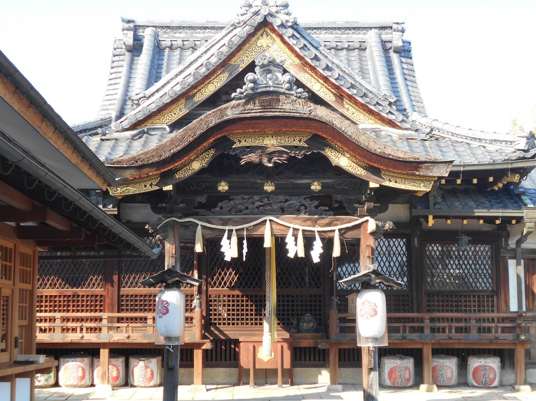 Hokoku Shrine景点图片