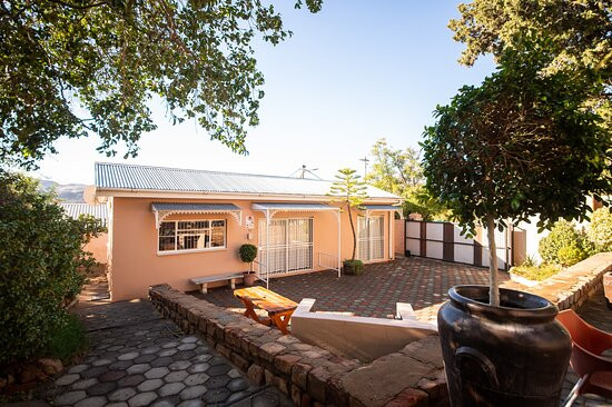 Elkoweru Guest House主图