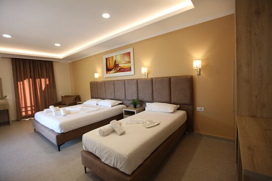 Karos Hotel Llaman主图