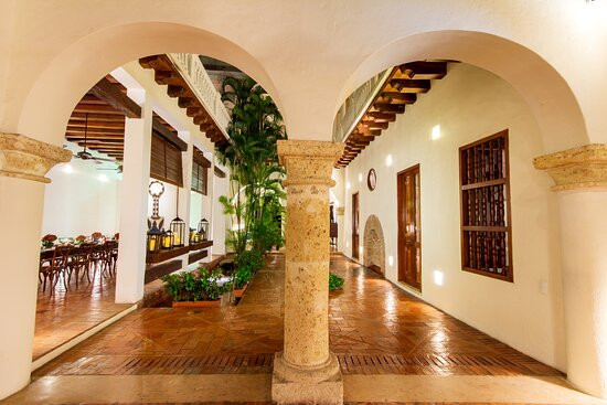 夸居佛里奥酒店主图