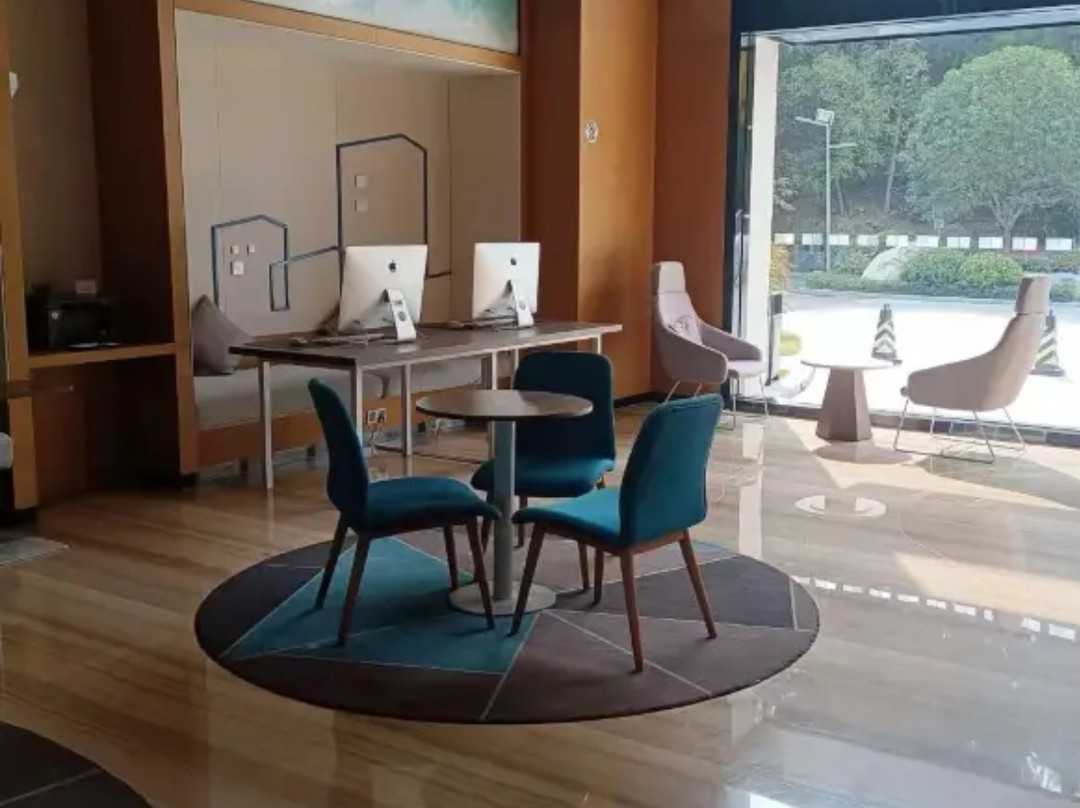 栾川智选假日酒店主图