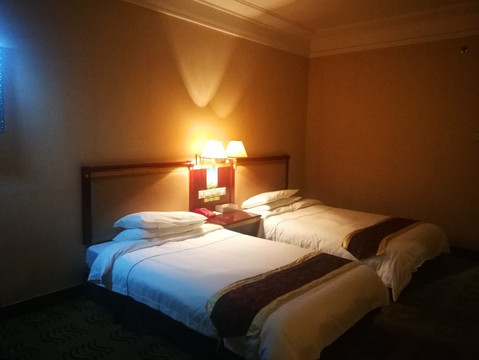 白云天园林宾馆主图