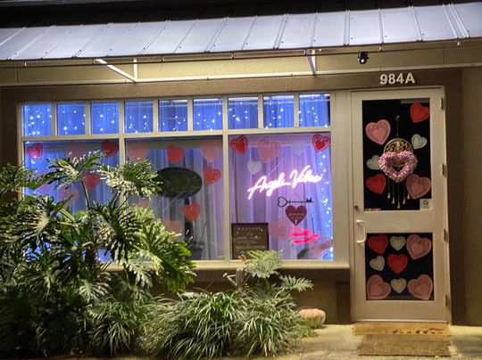 Angel Vibes - Crystals, Tarot Readings & Reiki-德斯廷必去景点