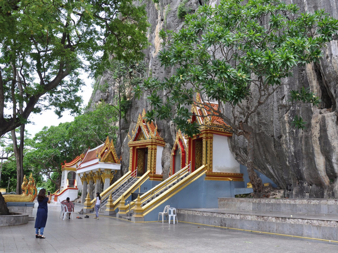 Khao Yoi Cave景点图片