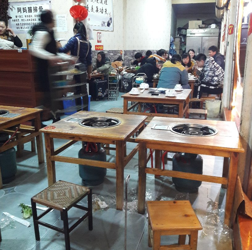 阿妈腊排骨主图