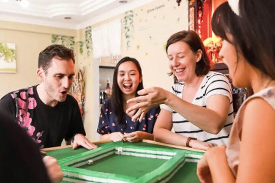 Learn to play MAHJONG in a local home