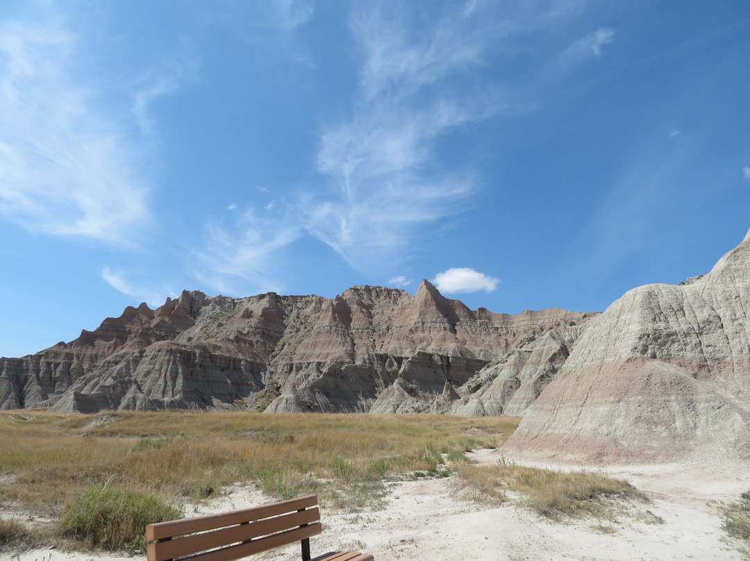Saddle Pass Trail景点图片