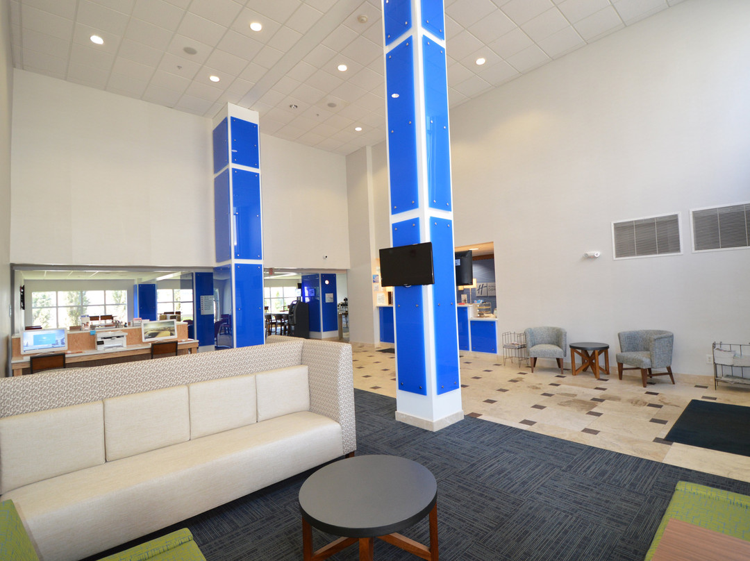 Holiday Inn Express 托利多，俄勒冈州主图