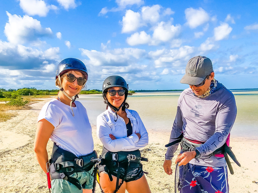 Wind Nomads Kitesurfing-Isla Blanca必去景点