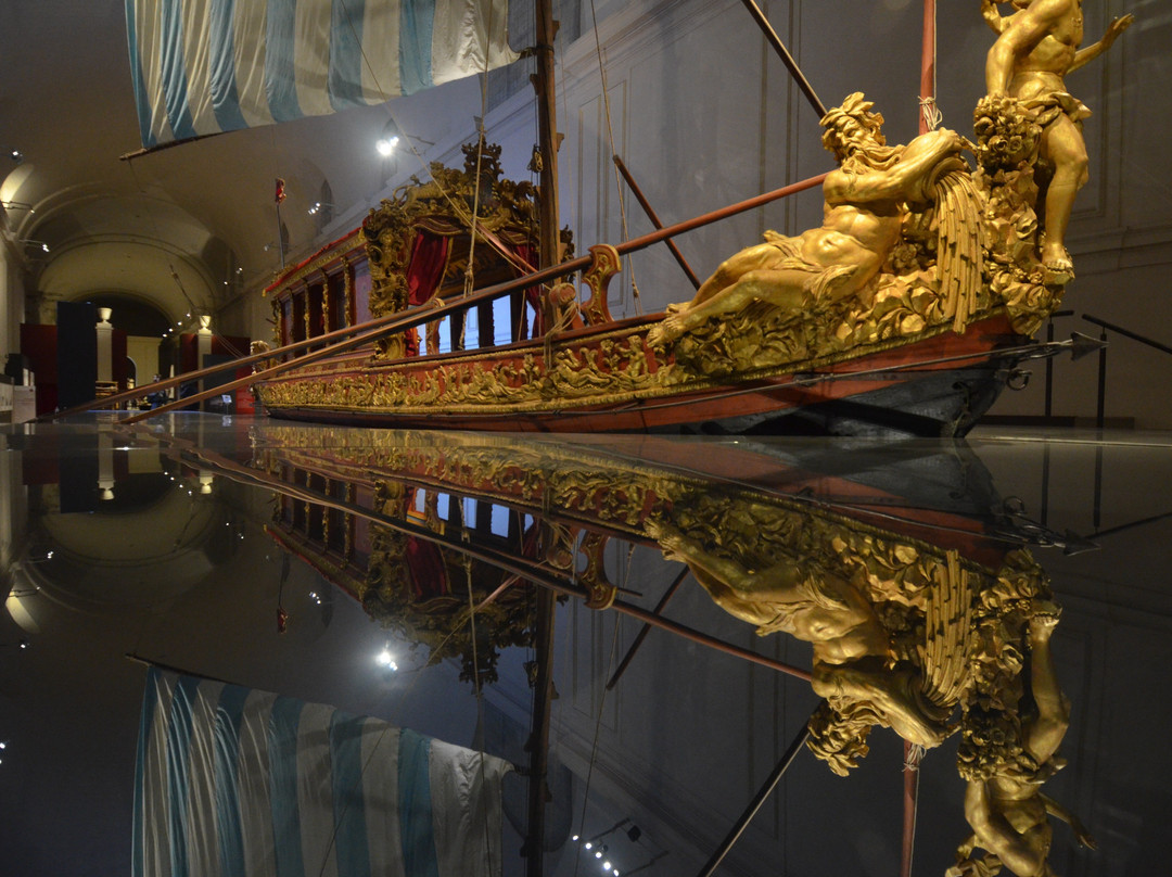 Il Bucintoro dei Savoia-韦纳里亚雷亚莱必去景点