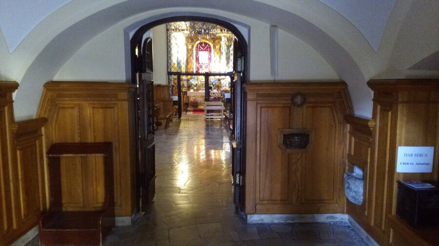 St. Anne Church景点图片