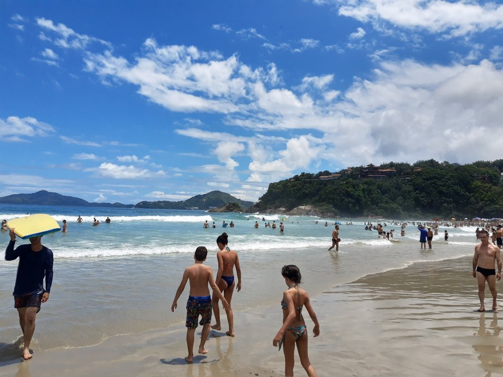Praia do Tenorio景点图片