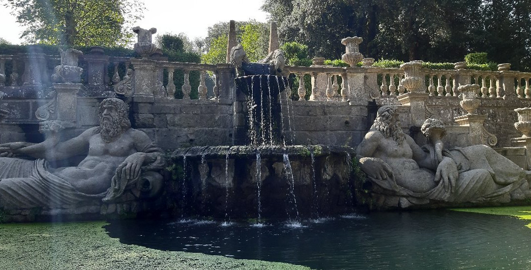 Fontana Dei Fiumi景点图片