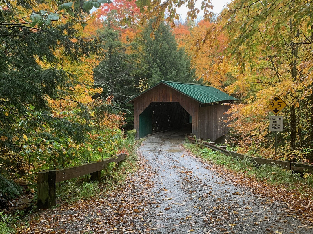 West Hill Covered Bridge-Montgomery必去景点
