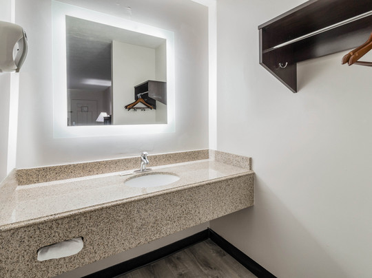 Red Roof Inn Cadiz主图