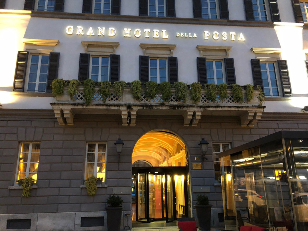 Edificio Grand Hotel Della Posta景点图片