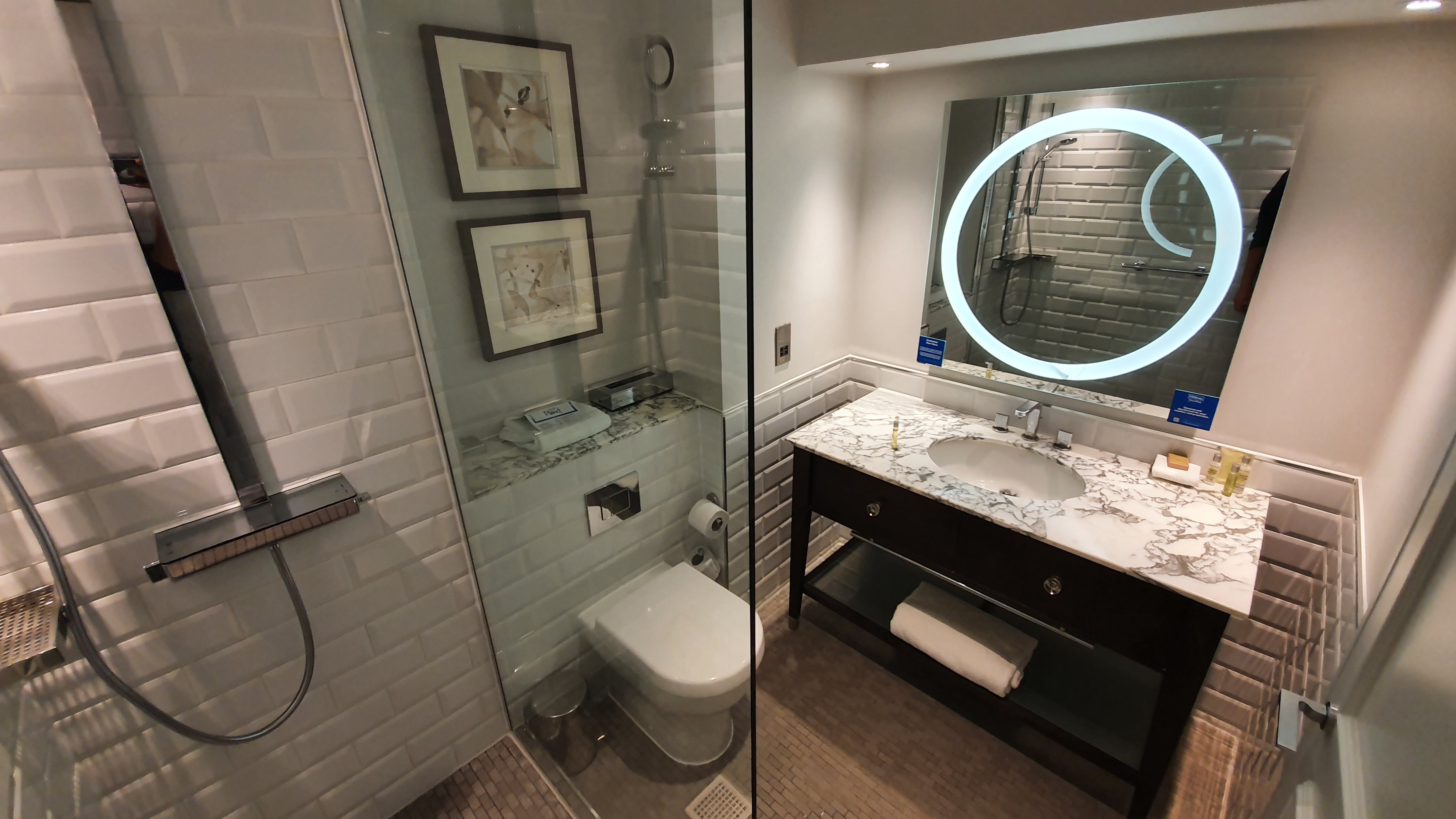 Doubletree By Hilton St. Anne's Manor-浴室