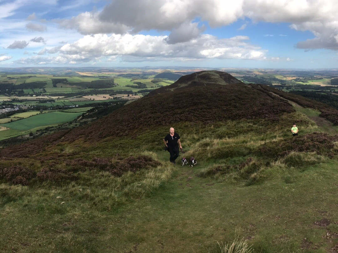Eildon Hills-Melrose必去景点
