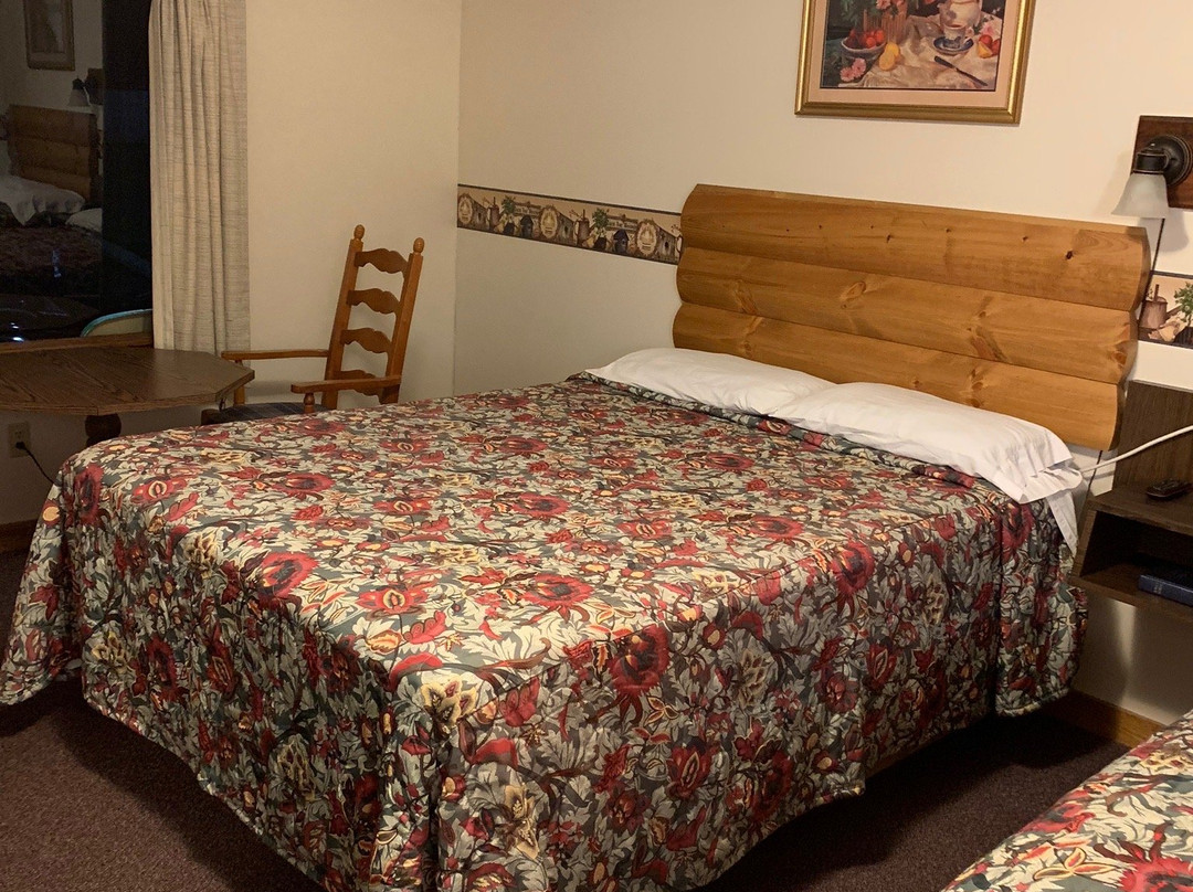 Two Rivers Lodge主图