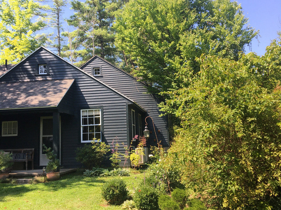 Inn at Kenmore Hall主图