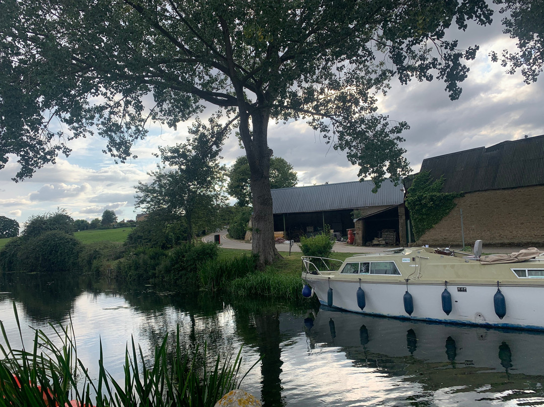 Yarwell Mill Country Park景点图片