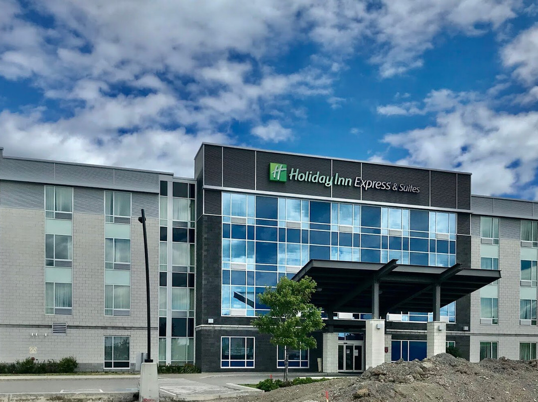 Holiday Inn Express & Suites Vaudreuil - Dorion By IHG主图