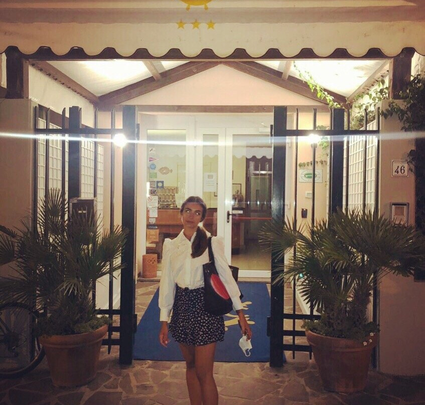 Hotel Yacht Club主图