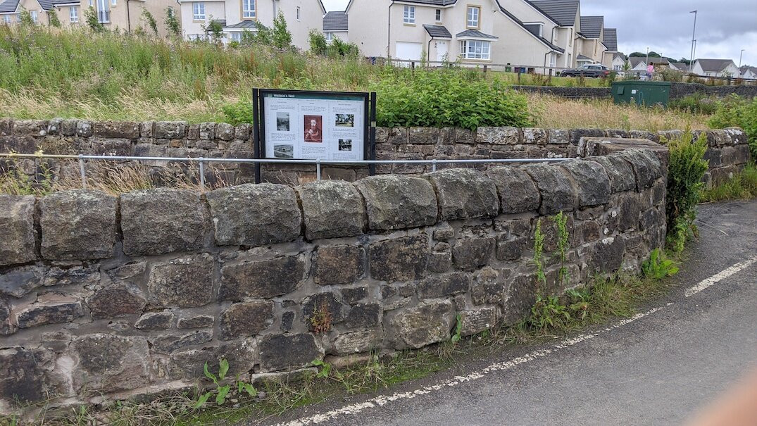 Wallace Well and Monument Robroyston-格拉斯哥必去景点
