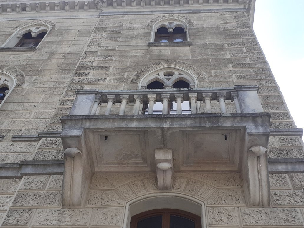 Palazzo Barbiani-Cavarzere必去景点
