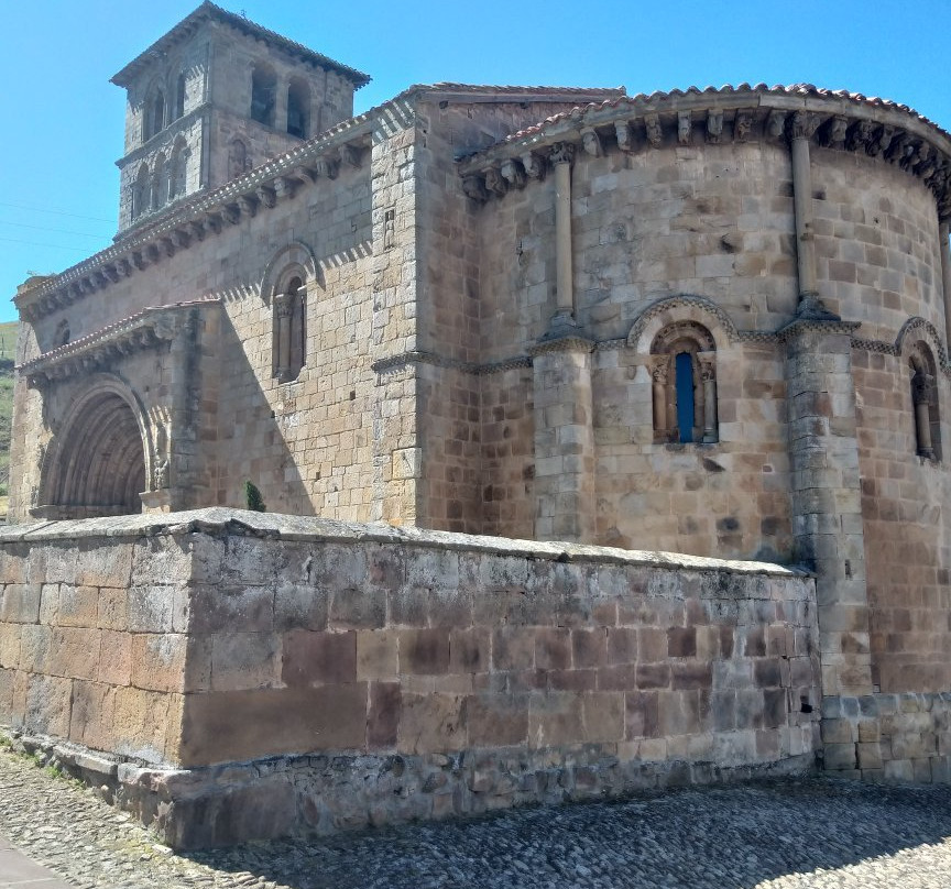 San Pedro de Cervatos-Cervatos必去景点