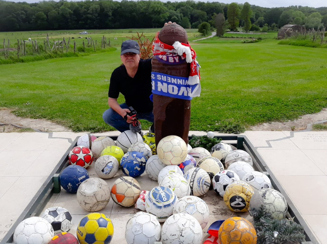 Christmas Truce Memorial景点图片