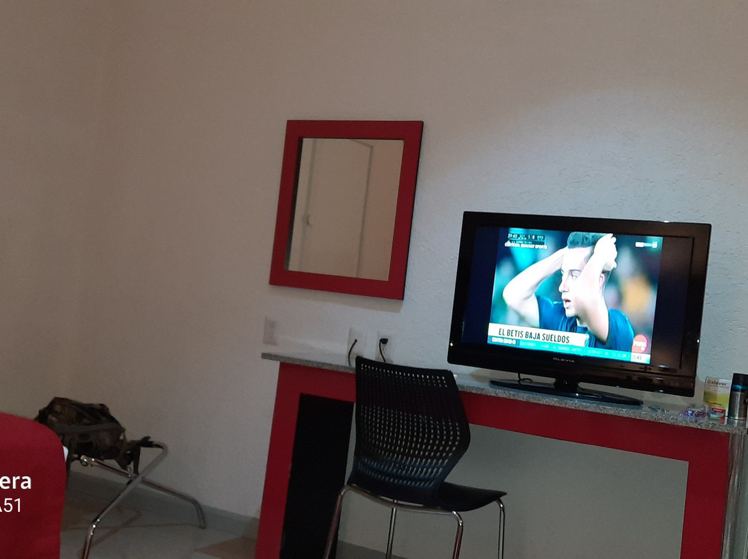 奎雷塔罗扎尔酒店主图