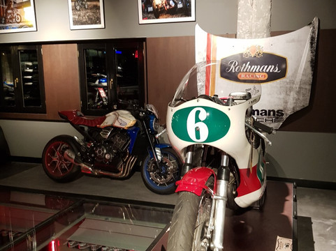 Revival Cafe Madrid主图