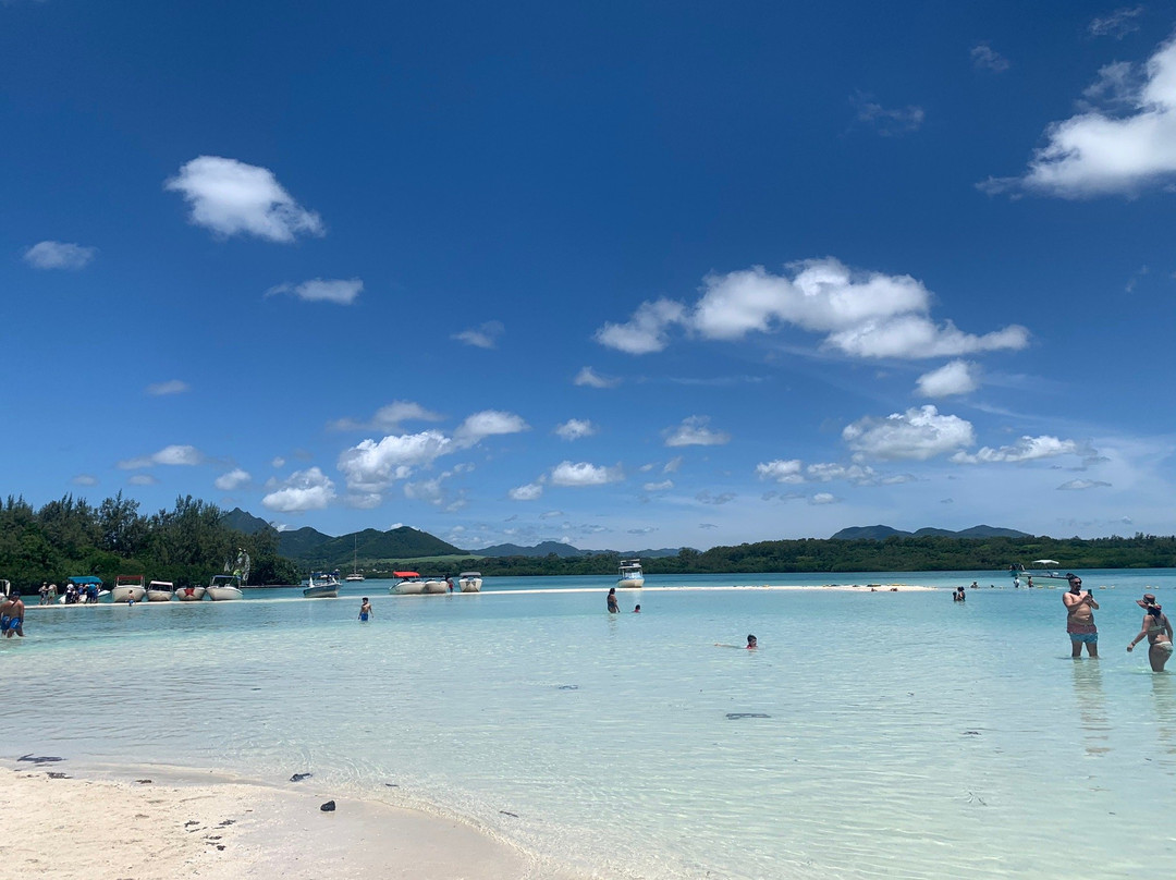 Balaclava Public Beach景点图片