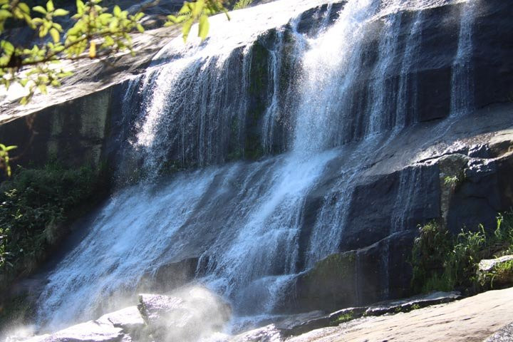 Agua Branca Waterfall-伊利亚贝拉必去景点