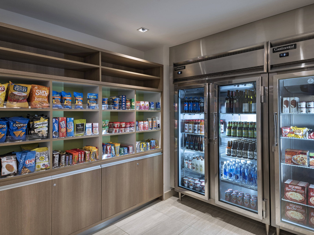 Element Palmdale主图