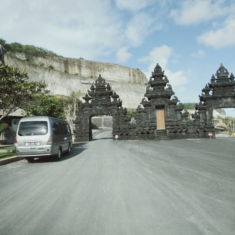 Pantai Melasti Ungasan-昂格桑必去景点