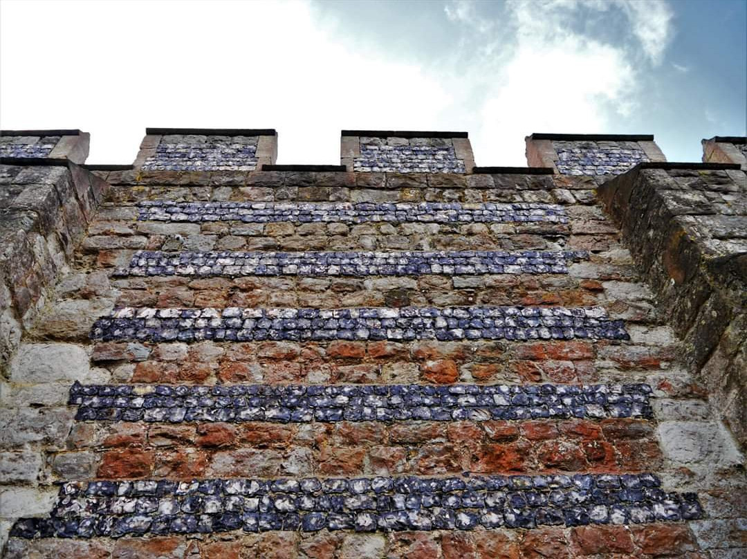 St Helen's Church Cliffe-Cliffe必去景点